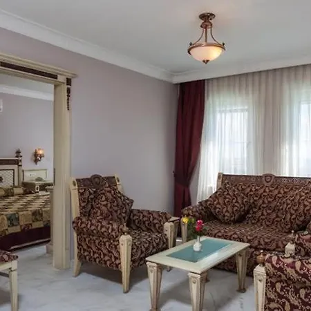 Charming Home With Shared Pool Near Beach In Alanya Алания